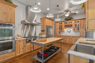 321 Red Rock Ranch Rd, Red Rock, TX 78662 - Photo 9