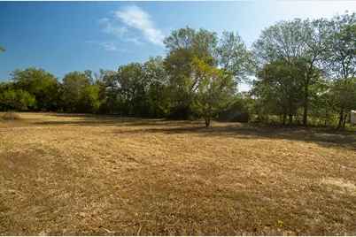 904 Linden Street, Bastrop, TX 78602 - Photo 1