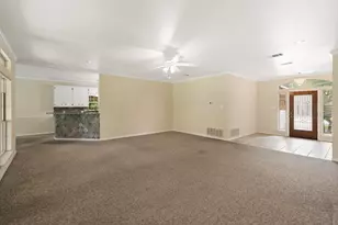 1906 Meadow Ridge Dr, Taylor, TX 76574 - Photo 5