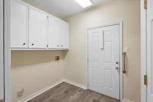 1906 Meadow Ridge Dr, Taylor, TX 76574 - Photo 21