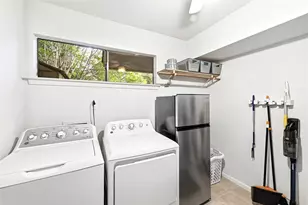 105 Melody St, Lakeway, TX 78734 - Photo 33