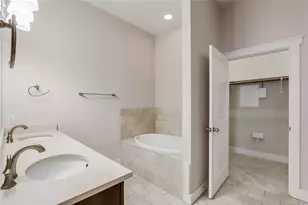2520 Bluebonnet Ln, Austin, TX 78704 - Photo 5