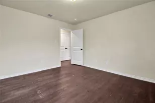 109 Calvin Smith Ln., Jarrell, TX 76537 - Photo 11