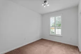 7201 Auburn Blaze Ln, Austin, TX 78744 - Photo 21