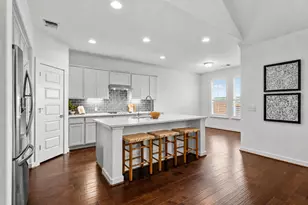 7201 Auburn Blaze Ln, Austin, TX 78744 - Photo 7