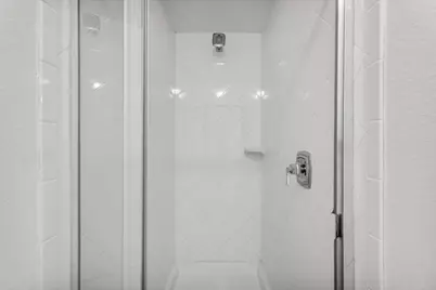 7201 Auburn Blaze Lane, Austin, TX 78744 - Photo 19