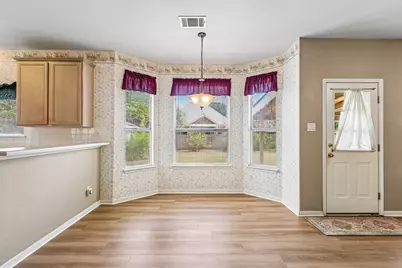 409 Keenland Drive, Georgetown, TX 78626 - Photo 5