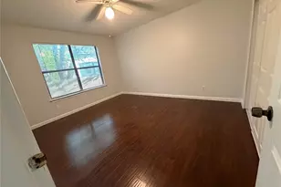107 E Morrow St, Georgetown, TX 78626 - Photo 7