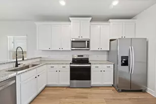 9316 Gladsome Path, Manor, TX 78653 - Photo 7