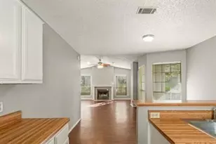 8311 Treehouse Ln, Austin, TX 78749 - Photo 3