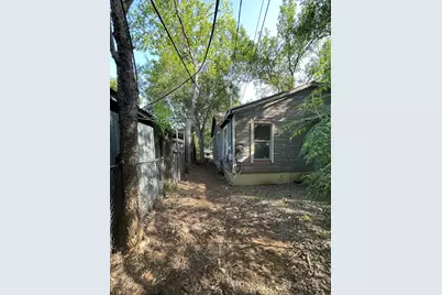 3208 E 16th Street, Austin, TX 78721 - Photo 7