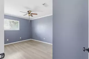 105 Norwood Dr, Georgetown, TX 78628 - Photo 15