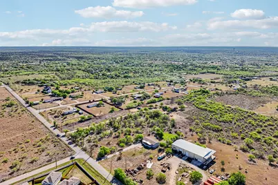 788 Williamson Road, Niederwald, TX 78640 - Photo 9