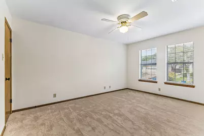 10107 Grand Oak Drive, Austin, TX 78750 - Photo 31