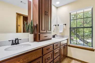 10107 Grand Oak Drive, Austin, TX 78750 - Photo 27