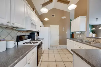 3407 Sandy Koufax Lane, Round Rock, TX 78665 - Photo 9
