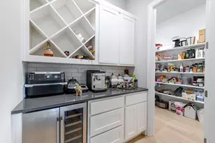 7505 Becasseau Dr, Austin, TX 78738 - Photo 11