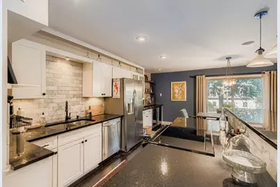 505 W 7th Street #210, Austin, TX 78701 - Photo 9