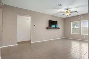 444 Druse Ln, Jarrell, TX 76537 - Photo 7