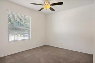 444 Druse Ln, Jarrell, TX 76537 - Photo 11