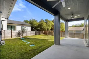 11009 4th St, Jonestown, TX 78645 - Photo 31