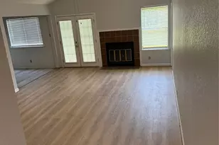 1100 E Logan St, Round Rock, TX 78664 - Photo 5