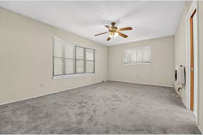 1650 County Road 421, Taylor, TX 76574 - Photo 23
