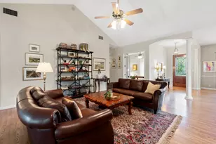 15420 Fox Run Dr, Austin, TX 78737 - Photo 9