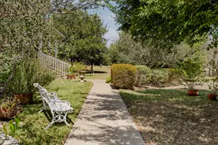 15420 Fox Run Dr, Austin, TX 78737 - Photo 37