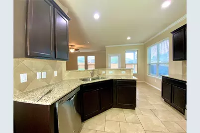 1810 Logan Trail, New Braunfels, TX 78130 - Photo 11