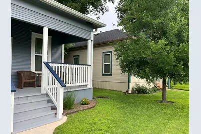 314 W Third Street, Taylor, TX 76574 - Photo 5