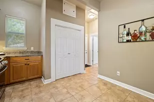 314 W 3rd St, Taylor, TX 76574 - Photo 17