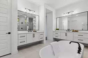 439 Wellborn Rd, Liberty Hill, TX 78642 - Photo 23