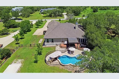 1106 Private Road 3702, San Antonio, TX 78253 - Photo 5