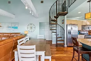 157 Verdia Dr, Crystal Beach, TX 77650 - Photo 9