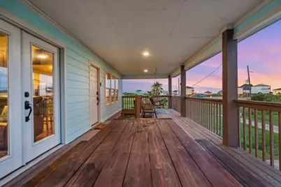 157 Verdia Drive, Crystal Beach, TX 77650 - Photo 5