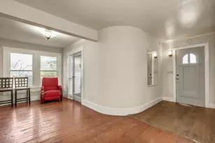 704 Franklin Blvd, Austin, TX 78751 - Photo 7
