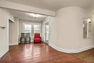 704 Franklin Blvd, Austin, TX 78751 - Photo 9