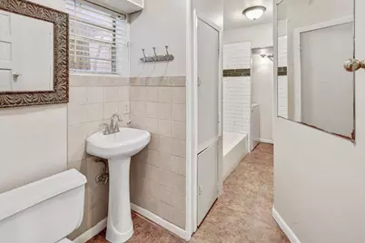 704 Franklin Boulevard #A, Austin, TX 78751 - Photo 15