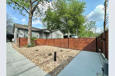 914 E 39th Street #2, Austin, TX 78751 - Photo 31
