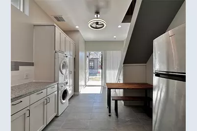 914 E 39th Street #2, Austin, TX 78751 - Photo 11