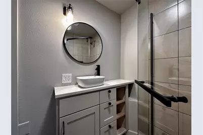 914 E 39th Street #2, Austin, TX 78751 - Photo 25