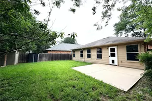 5216 English Glade Dr, Austin, TX 78724 - Photo 17
