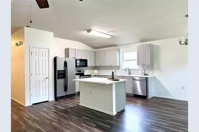 5216 English Glade Drive, Austin, TX 78724 - Photo 5