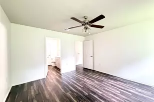 5216 English Glade Dr, Austin, TX 78724 - Photo 11