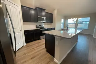 192 Beth Ann Loop, Taylor, TX 76574 - Photo 3