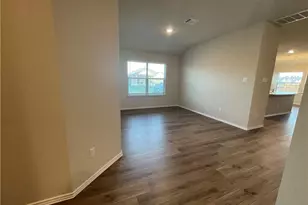 192 Beth Ann Loop, Taylor, TX 76574 - Photo 9