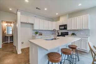 2811 Hardeman St, Austin, TX 78704 - Photo 9
