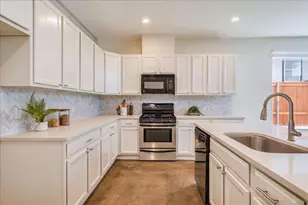 2811 Hardeman St, Austin, TX 78704 - Photo 9