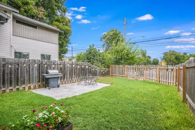 2414 E Martin Luther King Jr Boulevard #A, Austin, TX 78702 - Photo 11